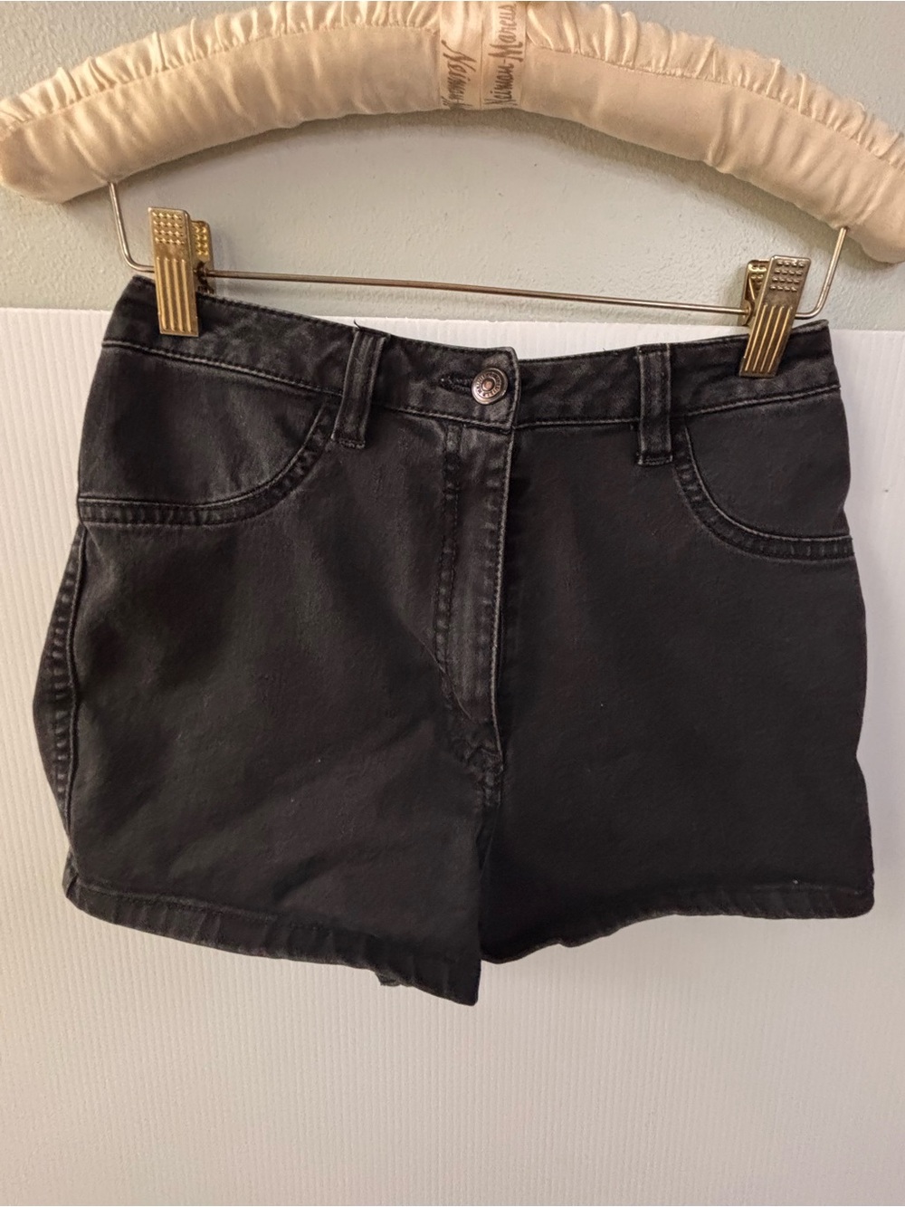 Brandy Melville High-Rise Black Denim Jean Shorts SZ 6 Indie Sleeve Festival